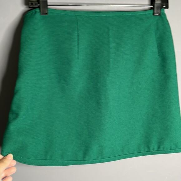 Quinn Dark Green Mini Skirt Size Small - Picture 4 of 7